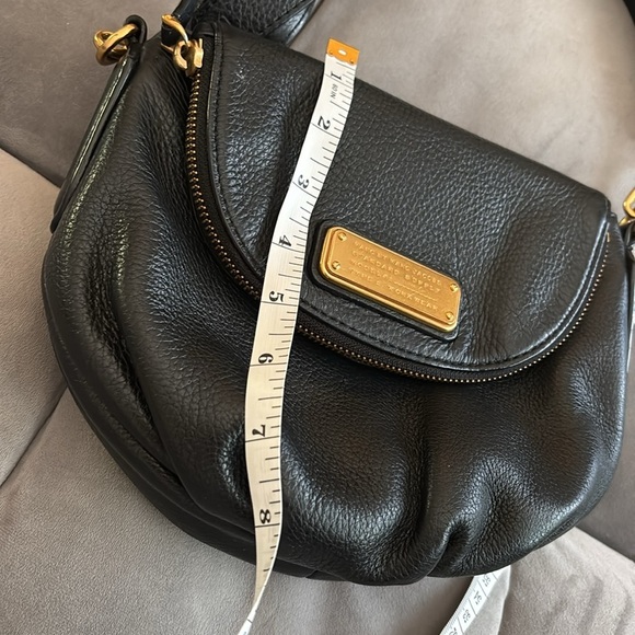 Vintage Marc Jacob’s Black Leather Crossbody Bag - Picture 9 of 12